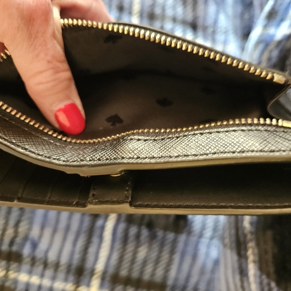 Black Kate Spade wallet - Picture 8 of 14